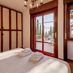 Guesthost - Portosole Attic - With Terrace And Private Parking * Sanremo
